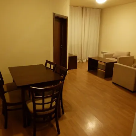 Two-bedroom In Fortuna Apartman