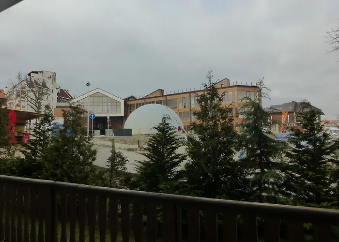 Two-bedroom In Fortuna Apartment